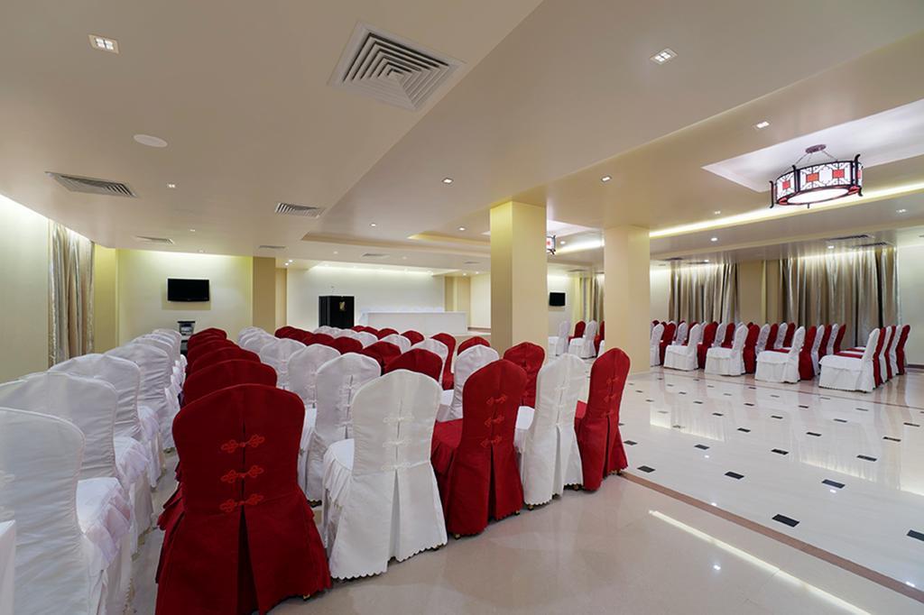 Hotel Sara Regency Kumbakonam Esterno foto